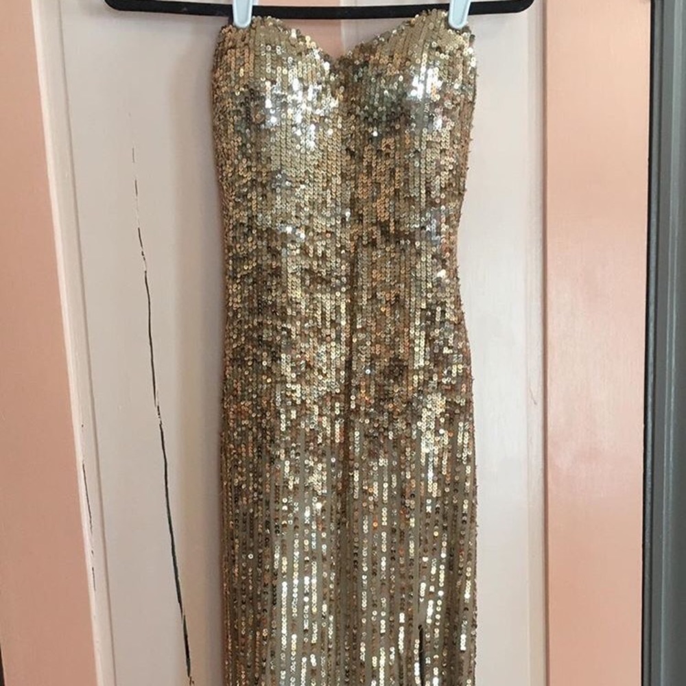 Prom dresses!!